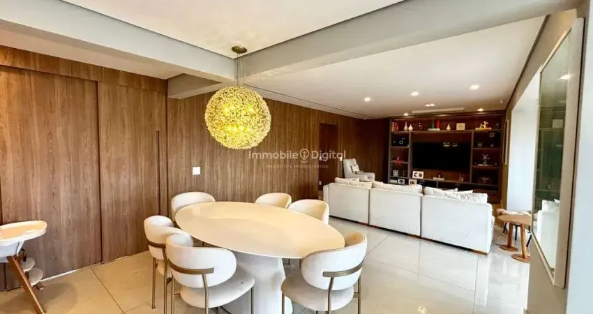 Apartamento à venda  - 181m com 3 quartos(1 suíte), 2 vagas - reformado