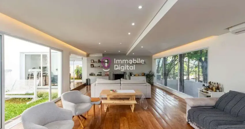 Casa reformada à venda com 4 suítes, 4 vagas com 295m² - jardim marajoara