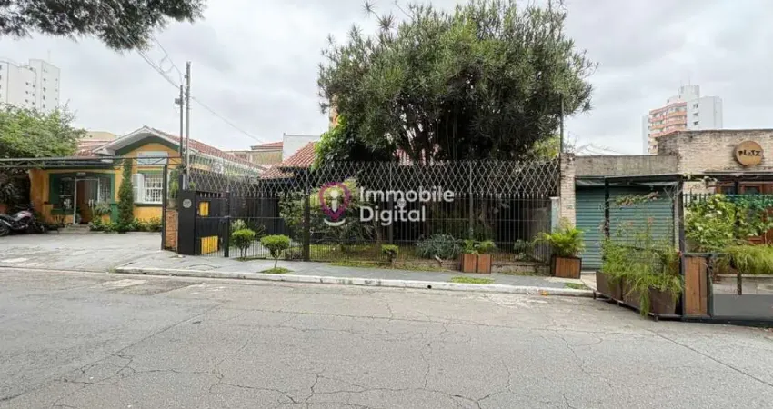 Casa Comercial à venda no Campo Belo ideal para um Bistrô ou restaurante.