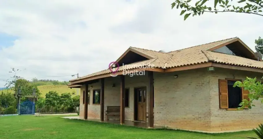 Chácara à venda em Taubaté - 10.000m2 - com 4 quartos, 2 suítes, piscina