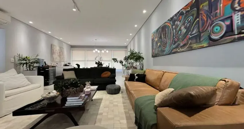 Casa de Alto Padrão à Venda em Condomínio Fechado? 4 Suítes, 5 Vagas - Brooklin