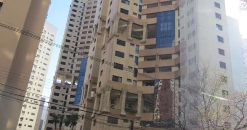 Apartamento com 3 quartos  à venda, 102.70 m2 por R$840000.00  - Agua Verde - Curitiba/PR