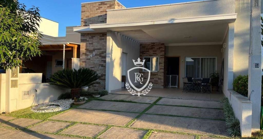 Casa à venda, 105 m² por R$ 820.000,00 - Condomínio Village Moutonnée - Salto/SP