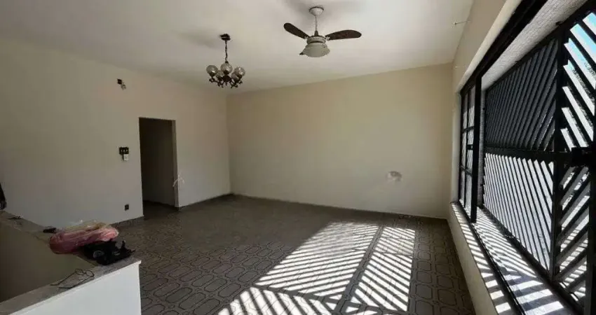 Casa com 3 quartos à venda na Rua Liberdade, 120, Boqueirão, Santos