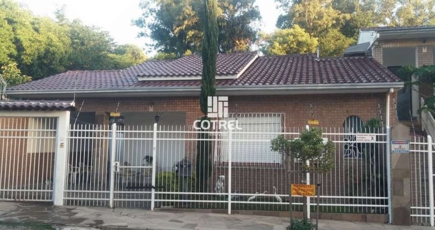 Charmosa casa para venda 5 dormitórios no Bairro Nsª Srª de Fátima