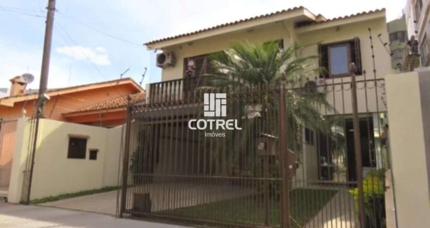 Casa 3 dormitórios (1) Suíte , 3 banheiros , 2 vagas de garagem