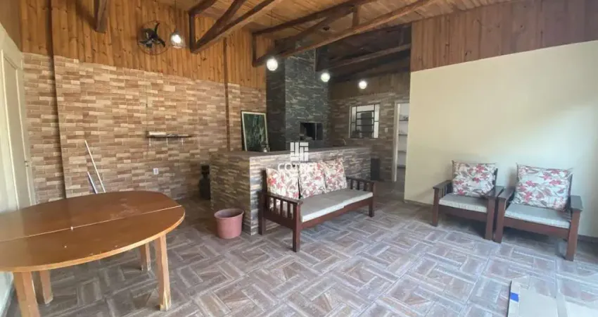 Excelente casa para locação no Bairro Dom Antônio Reis.