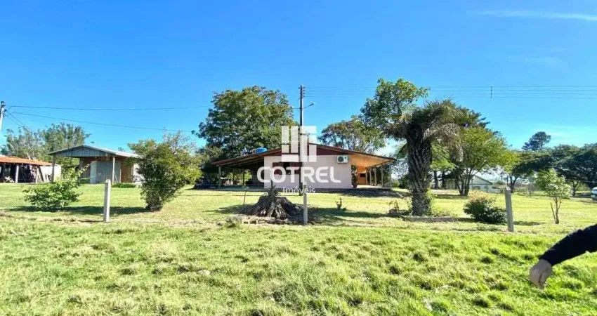 Encanta-se com está linda Chácara para venda situada na Estrada para Pedreira em