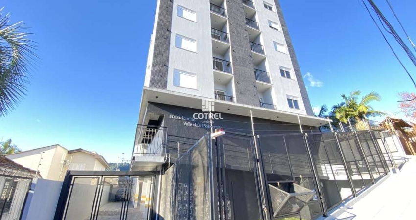 Apartamento para venda com 2 dormitórios, 1 vaga de garagem situado no Bairro No