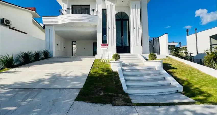 Casa no condomínio fechado Real Park no Bairro Tomazetti em Santa Maria/RS