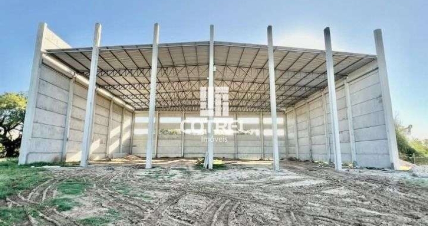Pavilhão 750m² para locação, situado no bairro São João, na cidade de Santa Mari
