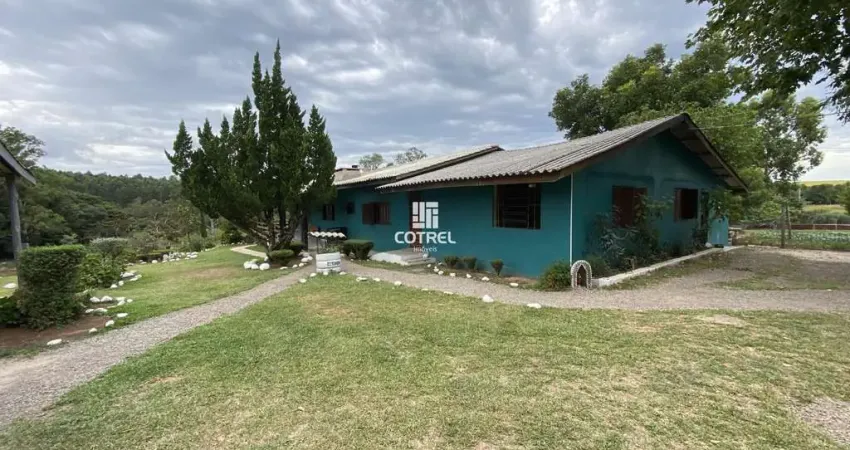 Chácara à venda, 4 hectares, piscina, salão de festas, horta, situado em Itaara/