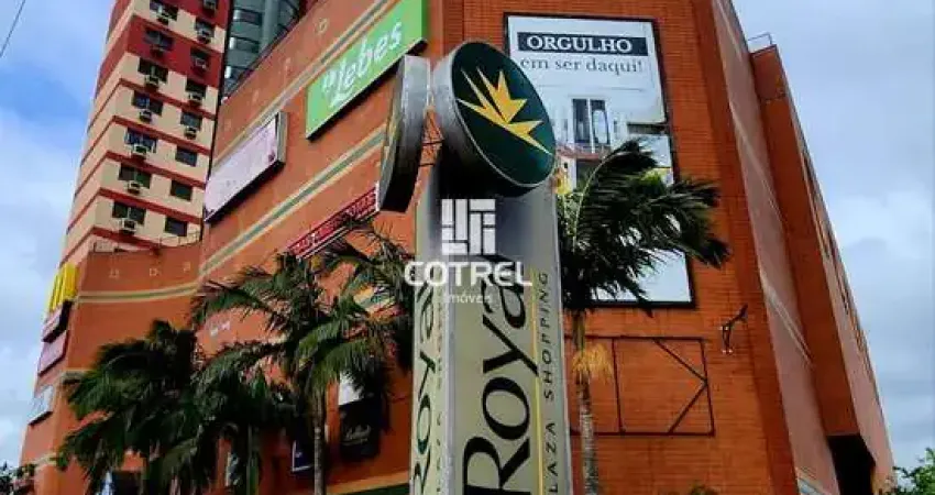 Loja comercial à venda e locação ótima opção de investimento, situada no bairro