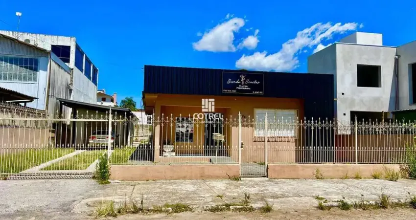 Casa comercial para venda e locação 4 salas, 2 banheiro social situada no bairro