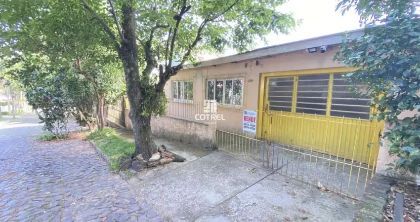 Casa á venda 03 dormitórios, 02 banheiros, 02 vagas de garagem localizada no bai