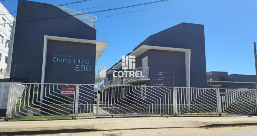 Casa á venda com 02 dormitórios, 02 banheiros, 01 vaga de garagem localizado no