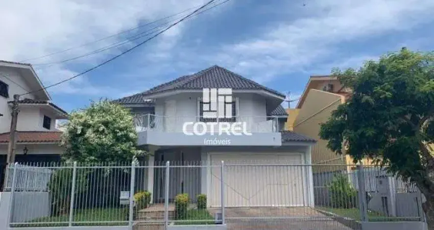 Casa á venda com 04 dormitórios, 03 banheiros sendo 01 suíte, 04 vagas de garage