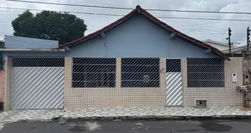 Casa com 3 quartos à venda na Rua Clóvis Barroso Braga, Compensa, Manaus
