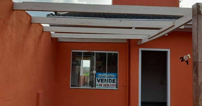 Casa com 2 quartos para alugar na 261 CAMPOS NOVOS RES 01 - Rua Leodir Calçado Meireles, 261, Centro, Campos Novos