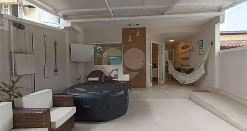 Casa com 3 quartos à venda na Rua Edson Zuzart Jr, Maravista, Niterói