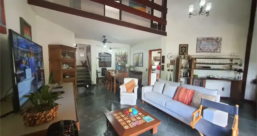 Casa com 4 quartos à venda na Dos Cristais, Serra Grande, Niterói