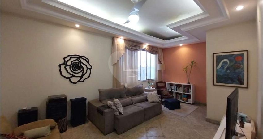 Casa com 4 quartos à venda em São Francisco - RJ