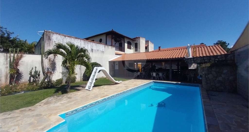 Casa com 8 quartos à venda na Rua Pietro Farsoun, Piratininga, Niterói