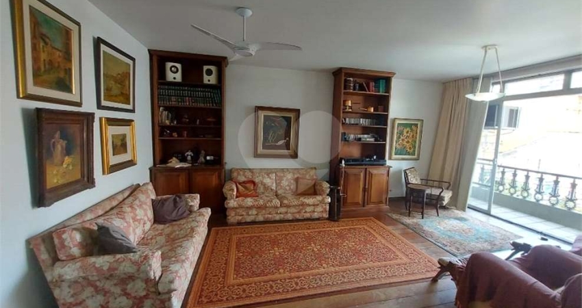 Apartamento com 4 quartos à venda na Rua Álvares de Azevedo, Icaraí, Niterói