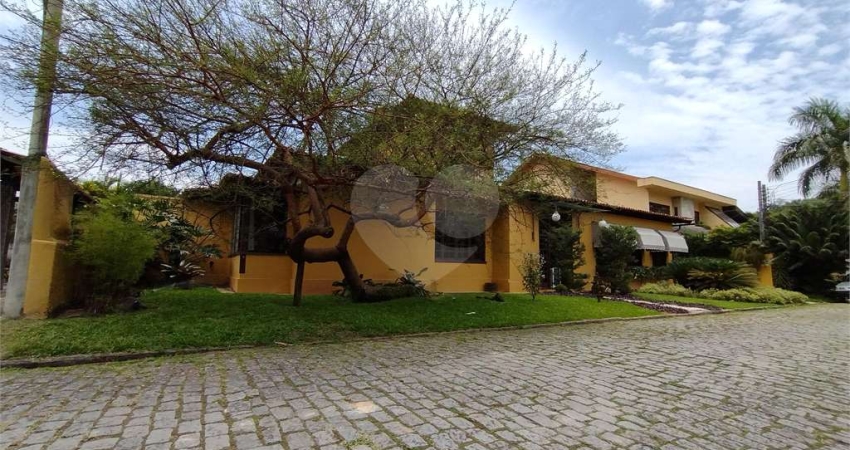Casa com 4 quartos à venda em Camboinhas - RJ