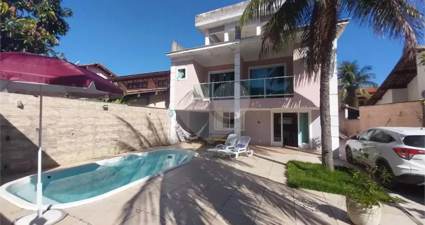 Casa com 5 quartos à venda em Piratininga - RJ