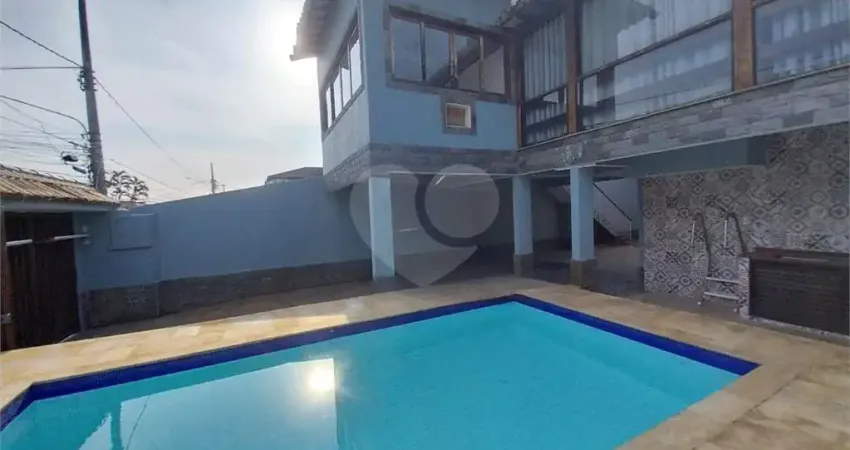 Casa com 6 quartos à venda na Rua Átila Nunes, 64, Piratininga, Niterói