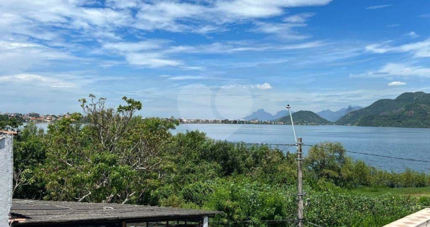 Casa com 2 quartos à venda em Piratininga - RJ