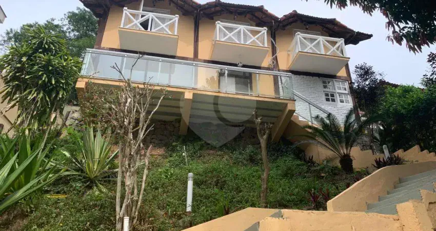 Condomínio com 3 quartos à venda em Piratininga - RJ