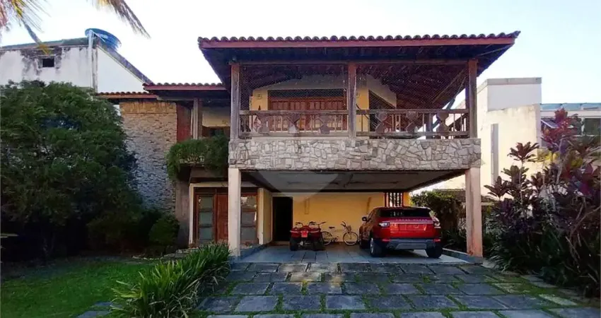 Casa em condomínio fechado com 4 quartos à venda na Estrada Francisco da Cruz Nunes, Itaipu, Niterói