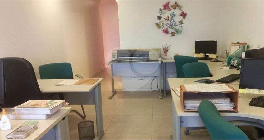 Sala comercial à venda na Rua Doutor Celestino, Centro, Niterói