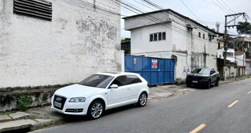 Barracão / Galpão / Depósito à venda na Delegado Waldir Guilherme, Ilha da Conceição, Niterói