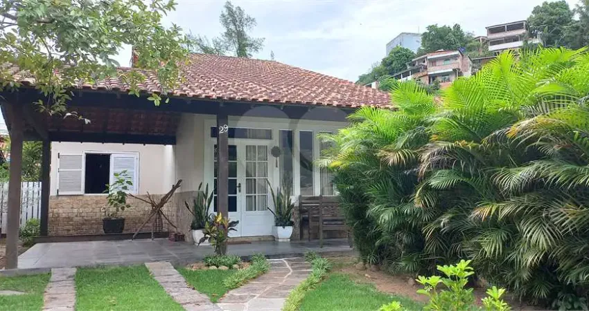 Casa em condomínio fechado com 3 quartos à venda na Estrada Caetano Monteiro, 601, Badu, Niterói
