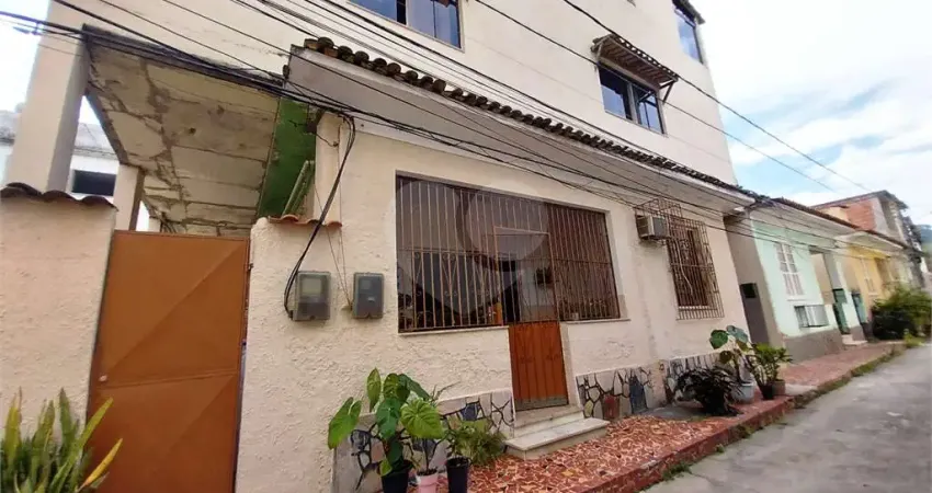 Casa com 6 quartos à venda no Santa Rosa, Niterói 
