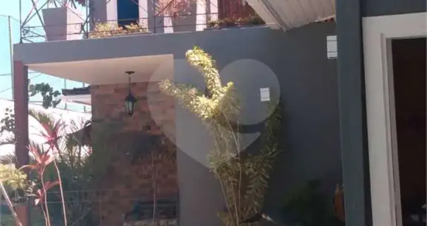 Casa com 2 quartos à venda na Mercedes Ayres Neves, Maravista, Niterói