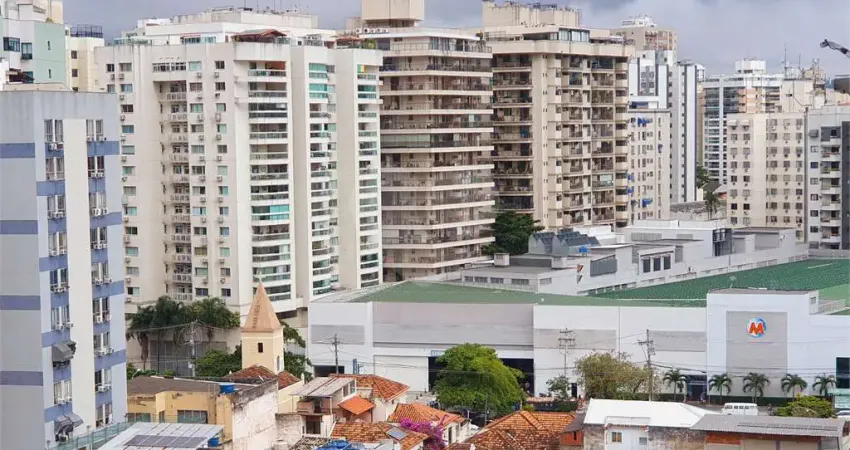Apartamento com 3 quartos à venda em Santa Rosa - RJ