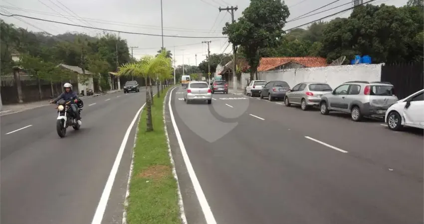 Terreno comercial à venda no Badu, Niterói 