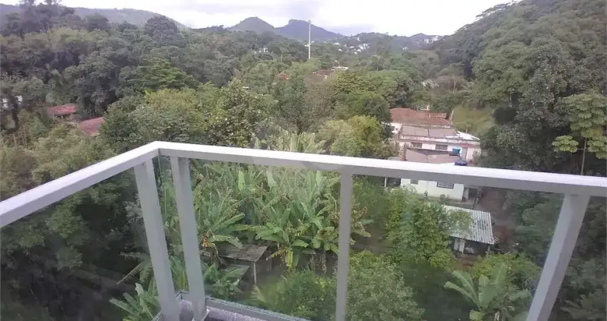 Apartamento com 2 quartos à venda em Badu - RJ