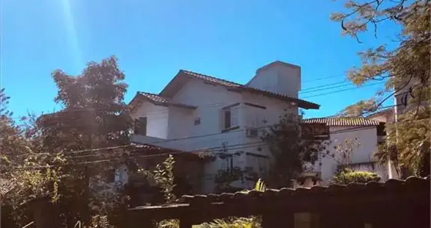 Condomínio com 3 quartos à venda em Maria Paula - RJ