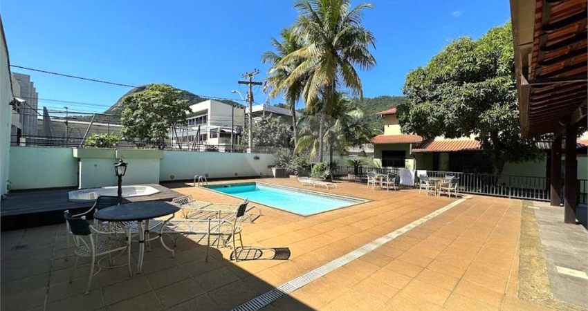 Casa com 7 quartos à venda na Maria Caldas, São Francisco, Niterói