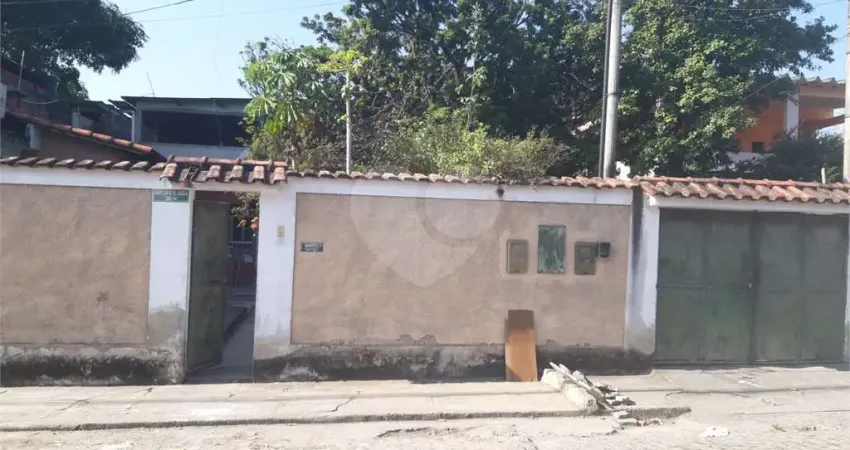 Casa com 6 quartos à venda na Anfilofio Silveira Lessa, Colubande, São Gonçalo