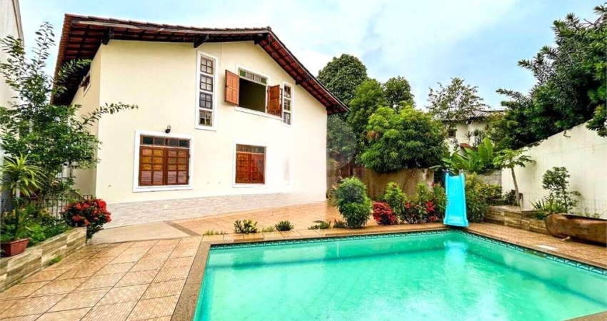 Casa com 4 quartos à venda em Piratininga - RJ