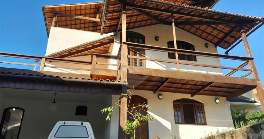 Casa com 4 quartos à venda na Cardoso De Melo  Lote 07 Qd 08, Maria Paula, Niterói