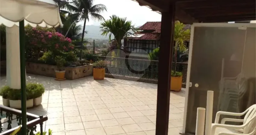 Casa com 4 quartos à venda na Desembargador Nicolau Mary Júnior, Camboinhas, Niterói