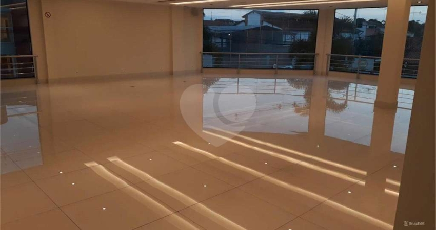 Prédio inteiro à venda em Piratininga - RJ