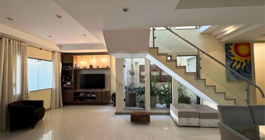 Casa com 3 quartos à venda em Piratininga - RJ